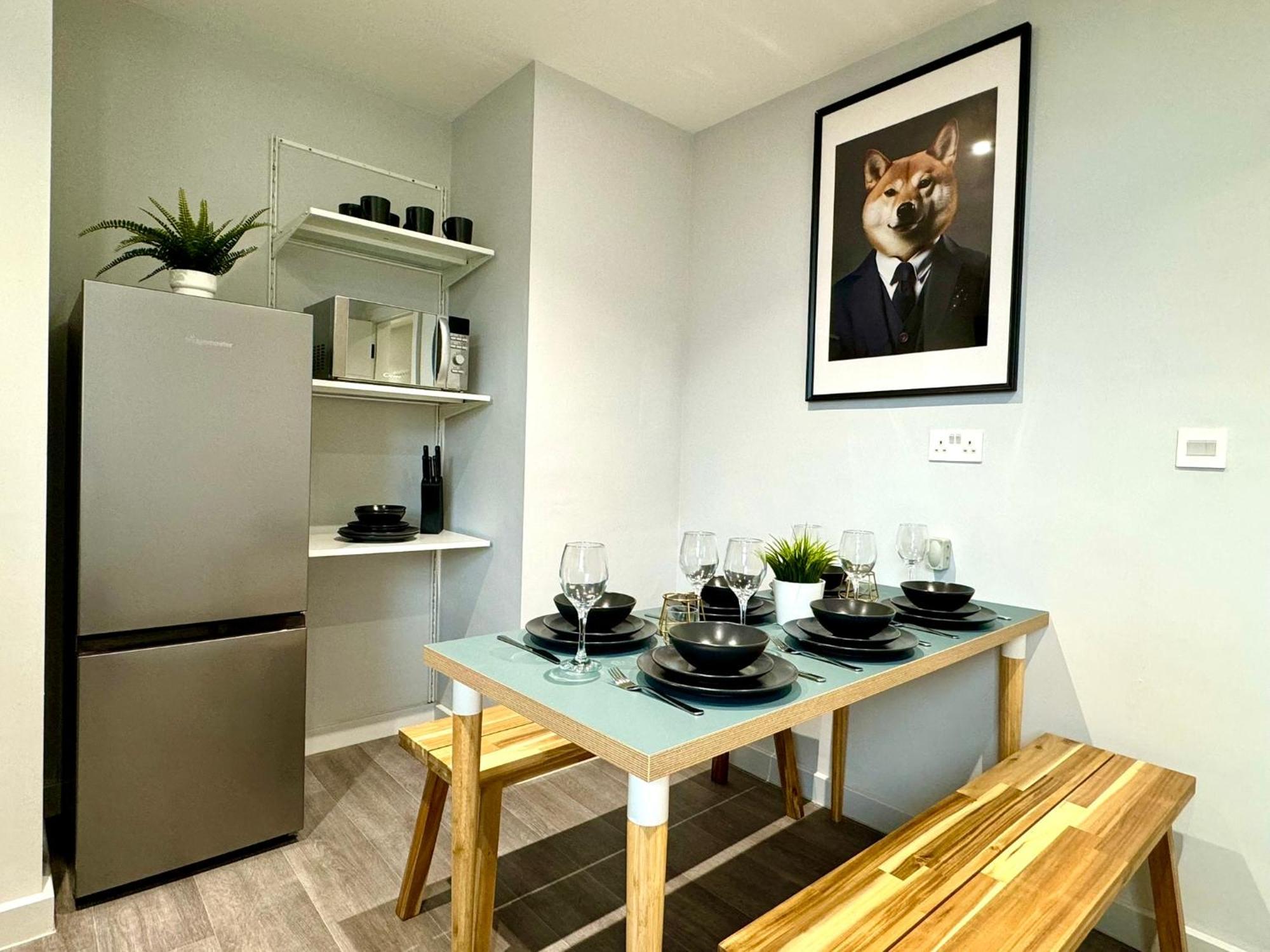 Amazing Large 3 Bedroom Apartment - Sleeps 8! Bournemouth Buitenkant foto