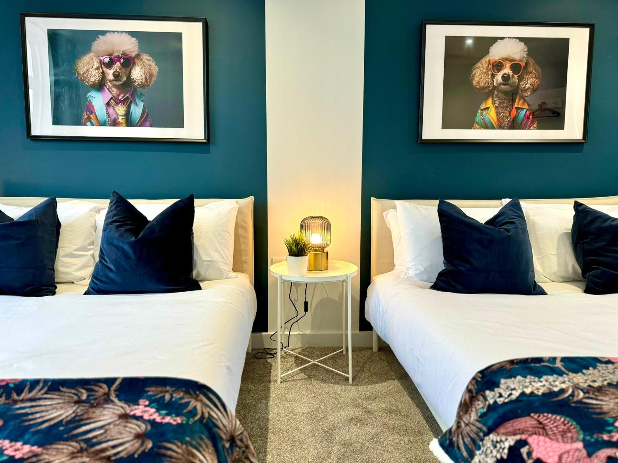 Amazing Large 3 Bedroom Apartment - Sleeps 8! Bournemouth Buitenkant foto
